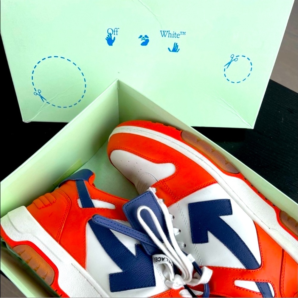 OFF-WHITE "Out of Office" Sneaker